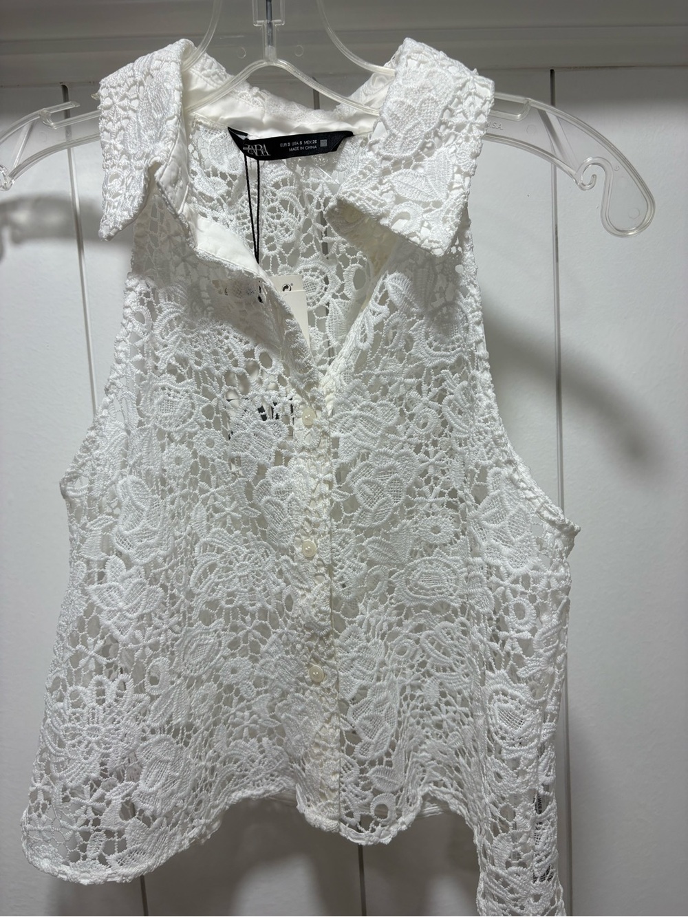 Zara White Lace Sleeveless Collared Button-Up Top size small new NWT